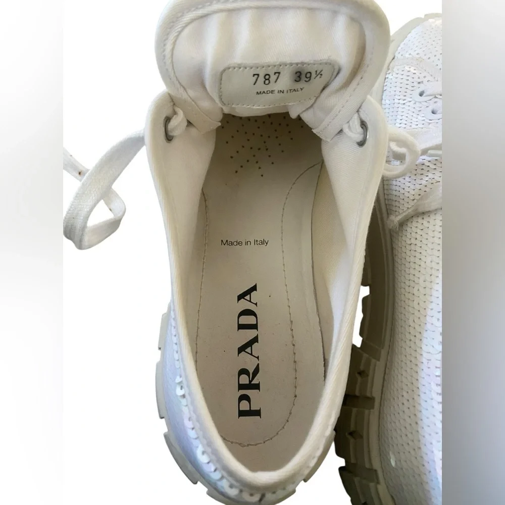 prada white